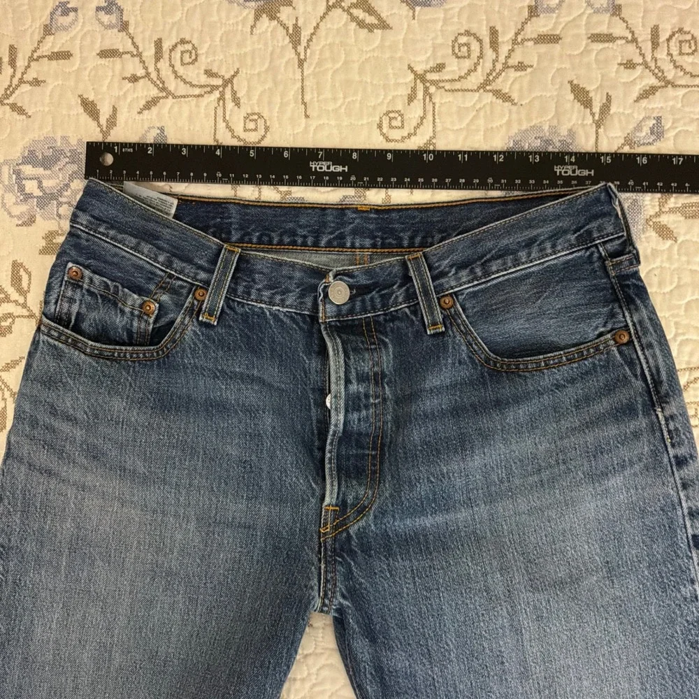 Levi's 501 Original Fit Jeans Mens 29x32 Blue Good Distressed Paint Splatter